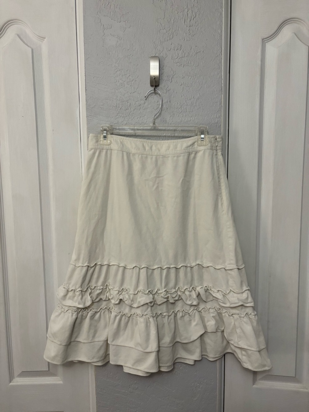 Vintage LOFT 100% Cotton Cream Tiered Corduroy Skirt Ruffled Size 4